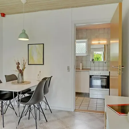 Wisti - 20km From The Sea By Interhome Daire *